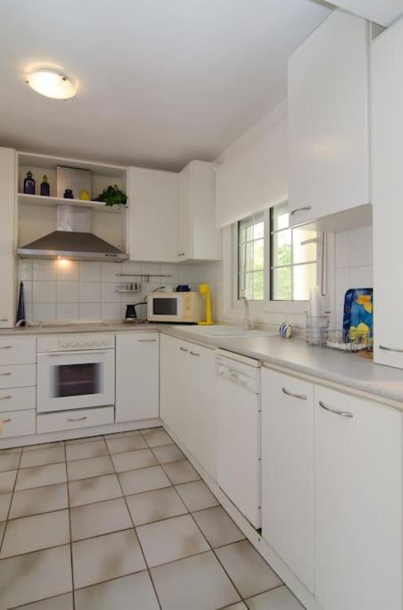 Wonderful House With Private Garden Vila Flogita Exterior foto