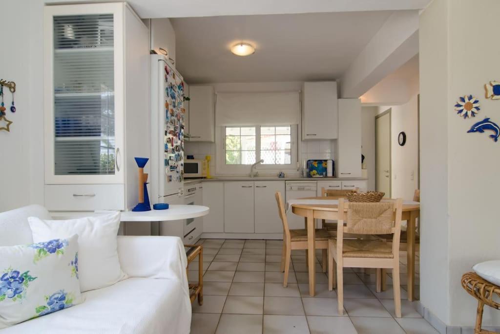 Wonderful House With Private Garden Vila Flogita Exterior foto