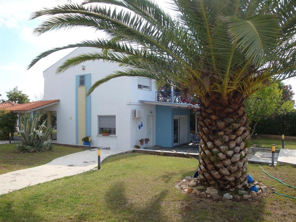Wonderful House With Private Garden Vila Flogita Exterior foto